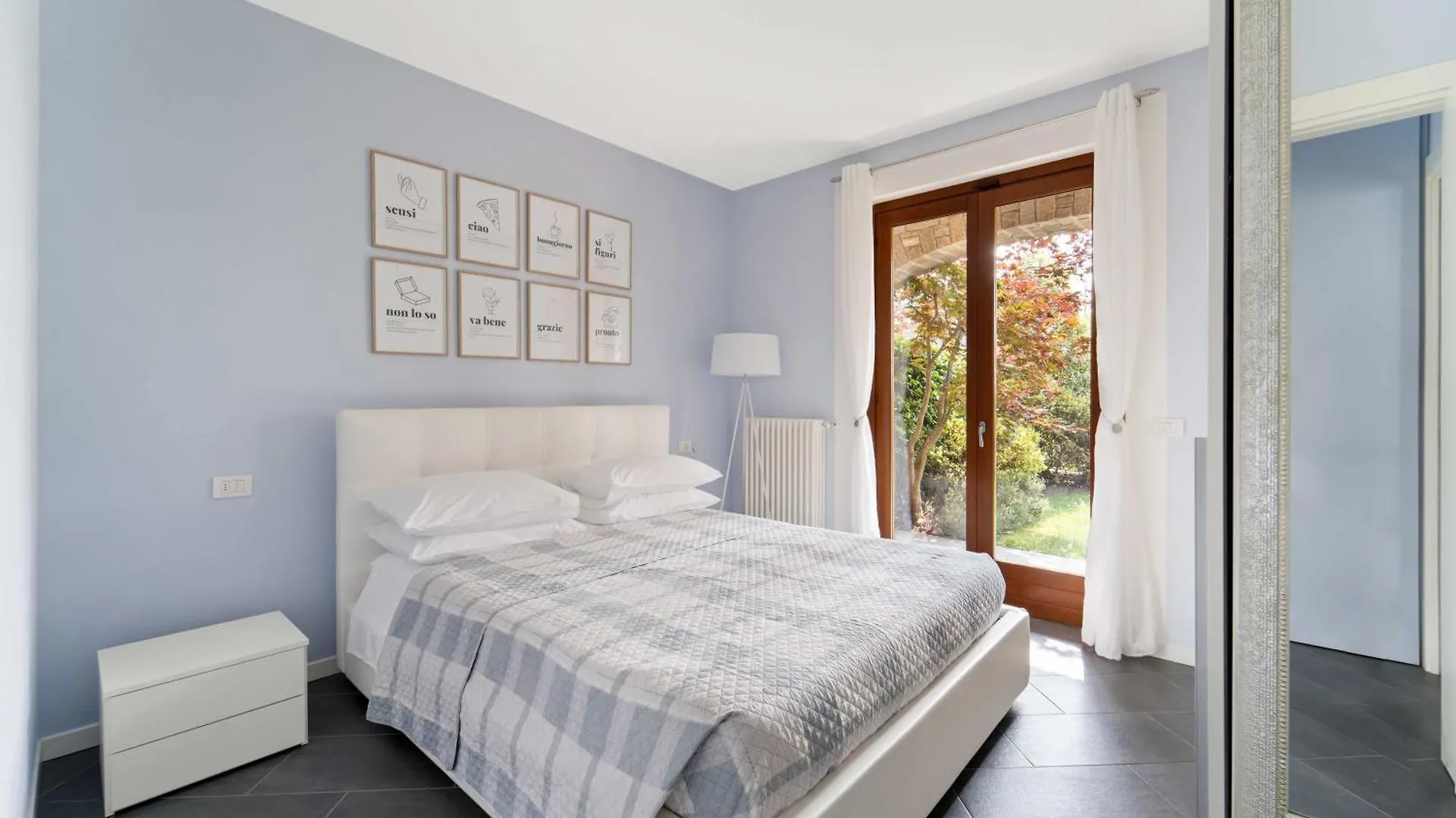 Belpaese Apartment Колико Италия