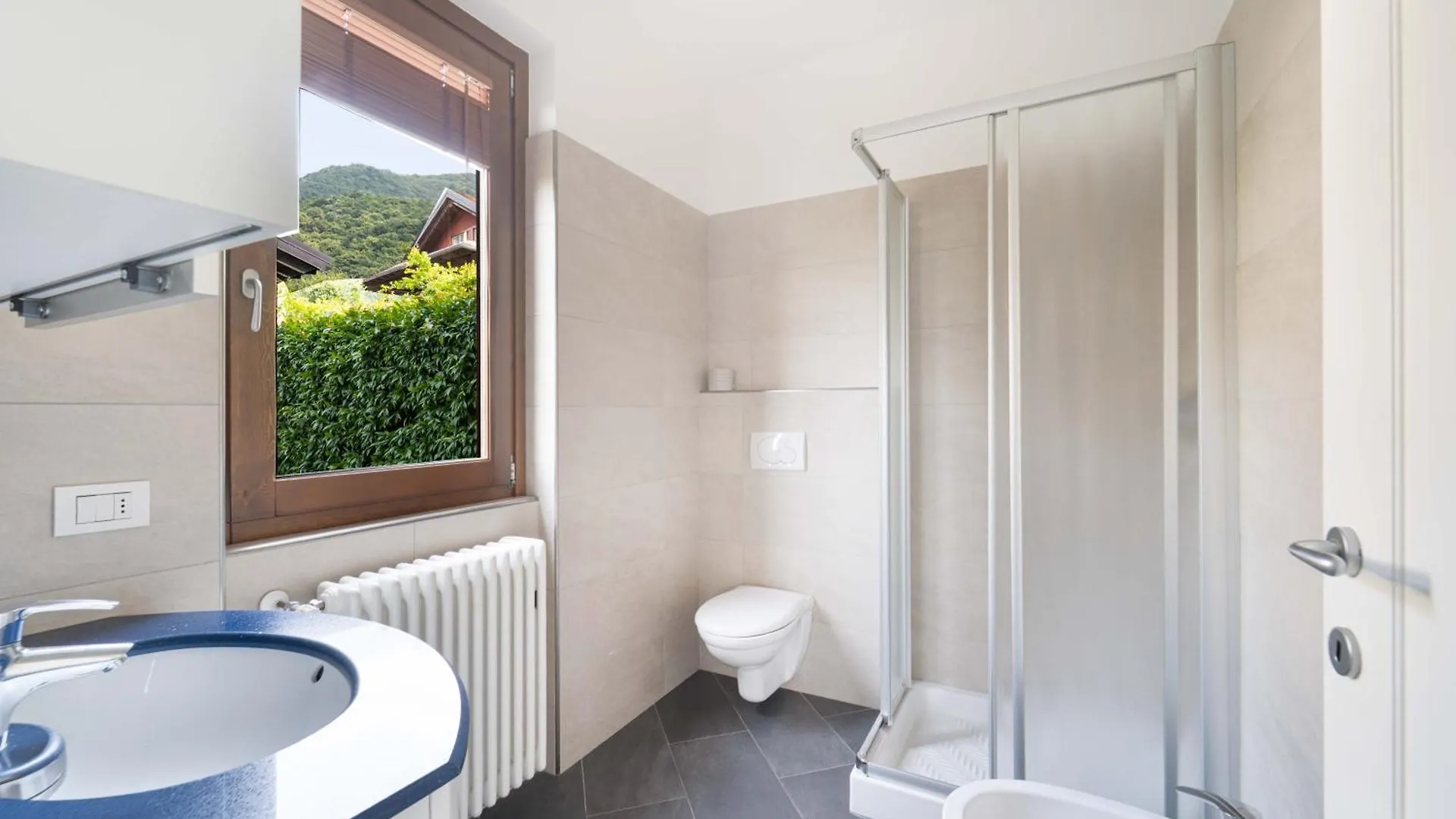 Belpaese Apartment Колико